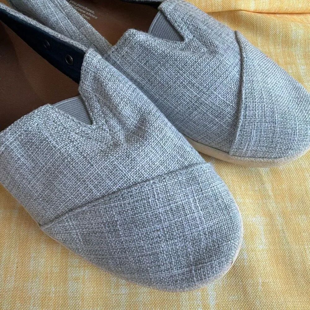 TOMS Avalon Grey Slip On Loafers Woman’s 11